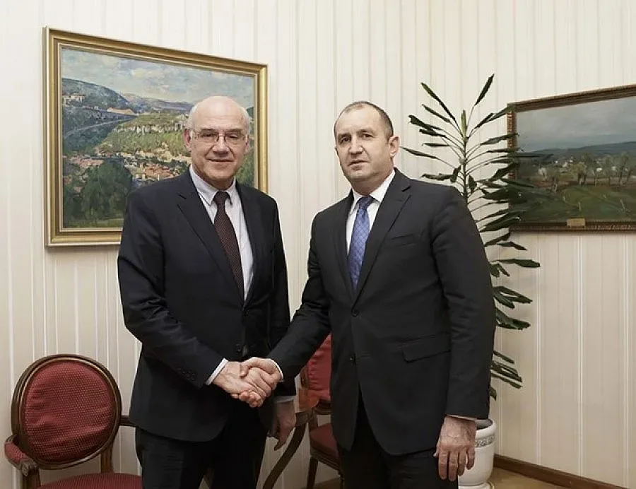 Румен Радев: Липсва достатъчно информация в сделката с ЧЕЗ