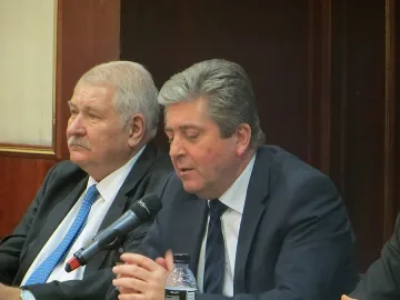 И електромобилите са коз за втора АЕЦ