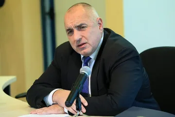 Борисов посъветвал Петкова да даде оставка