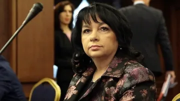 Енергийният министър Теменужка Петкова подава оставка /ОБНОВЕНА/