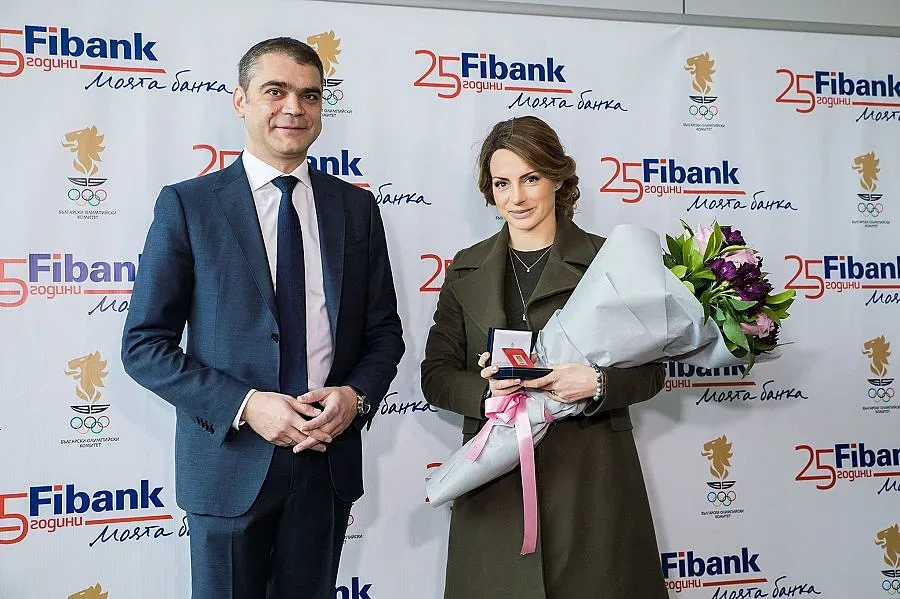 Злато за Сани Жекова от Fibank