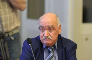 Изслушват шефа на Касата в здравната комисия