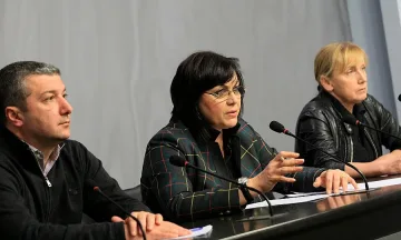 БСП застана зад шефа на Здравната каса