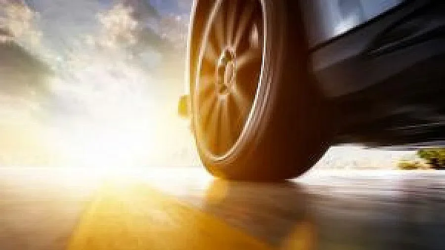 Екшън и гонка в София с крадена кола