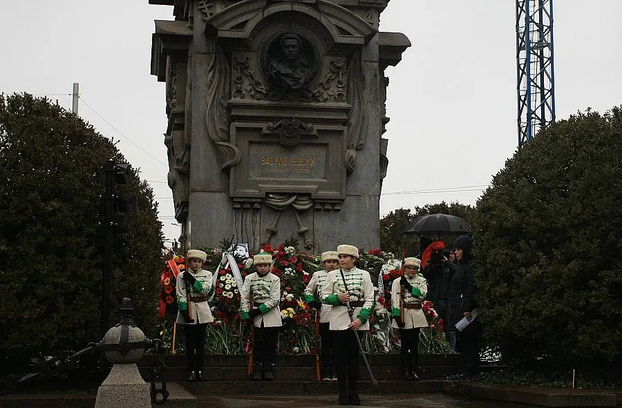 "Млади възрожденци" рецитираха заветите на Апостола