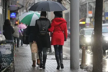 Дъжд и сняг ще се редуват през следващите дни