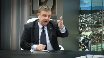 Красимир Каракачанов: Можехме да вземем МиГ-29 от ФРГ, но сме първи натовци и отказахме