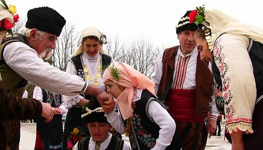 Днес е Сирни Заговезни! Поискайте прошка!