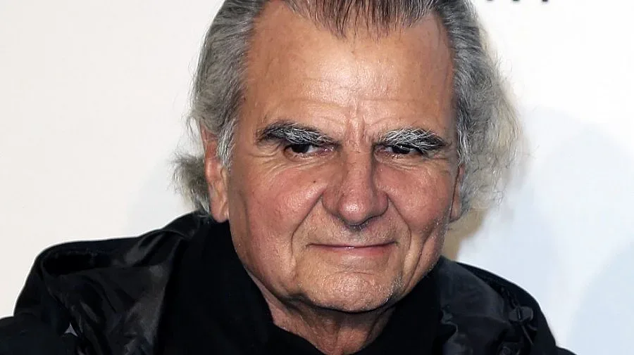 Обвиниха моден фотограф в сексуални посегателства