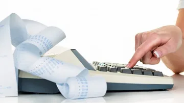 Сменят софтуера на касовите апарати