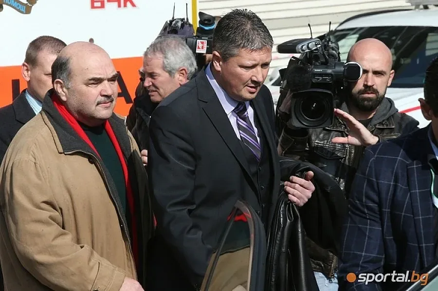 Боби Михайлов размаза Любо Пенев, взе 4-ти мандат /ОБНОВЕНА/