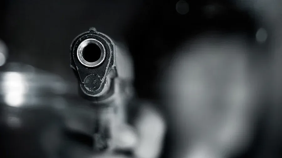 Откриха застреляни мъж и жена в кола в Пампорово