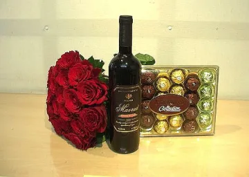 Св. Валентин или Трифон Зарезан - изберете сами!