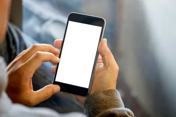 Какво прави през телефона си българинът