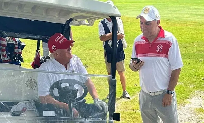 Стоичков със специален жест към Тръмп и Мелания