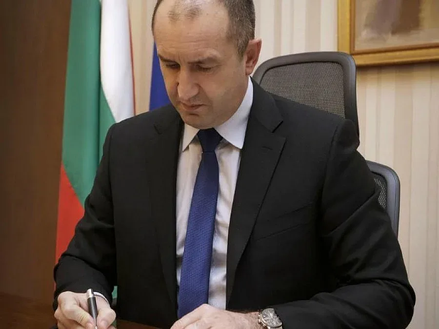 Радев заминава на двудневно посещение в Армения