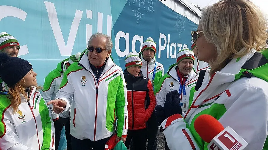 Стефка Костадинова надъха олимпийците ни