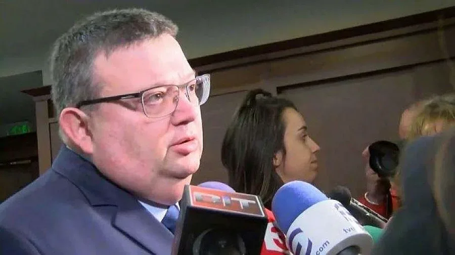 Цацаров: За Сарафово българската прокуратура обвинява лица, не организации