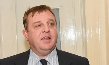 Каракачанов: Конституционният съд ще спре референдума за конвенцията