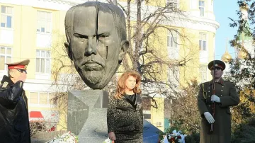 Вицепрезидентът: Имаме нужда от хора с енергията на Стамболов