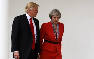 Тръмп насъсква Тереза Мей срещу ЕС