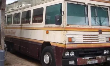 Продават бронирания автобус на Маргарет Тачър