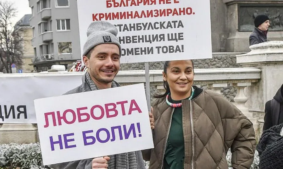 Министър: Бих предложил да се забрани промяна на пола в гражданските регистри