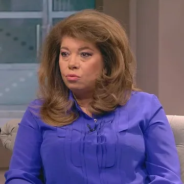 Илияна Йотова: Президентът сам взема решенията, трудно се поддава на влияния