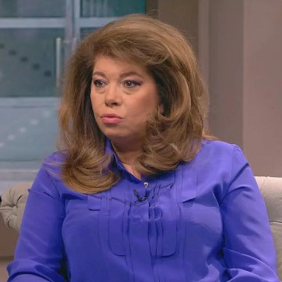 Илияна Йотова: Президентът сам взема решенията, трудно се поддава на влияния