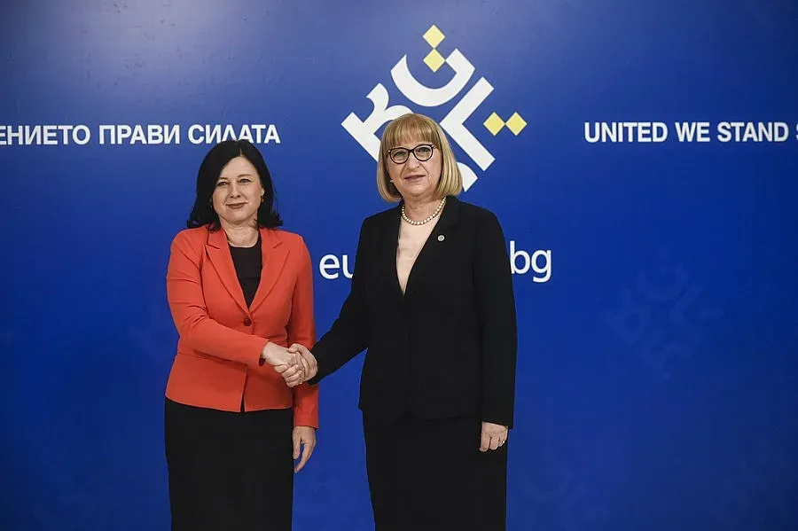 ОТ ПРЕДСЕДАТЕЛСТВОТО: Обсъдиха реформата на системата за убежище и опазването на границите