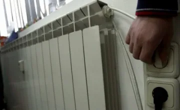 Студът не иска да си тръгва