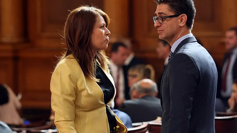 "Воля" удари рамо на правителството