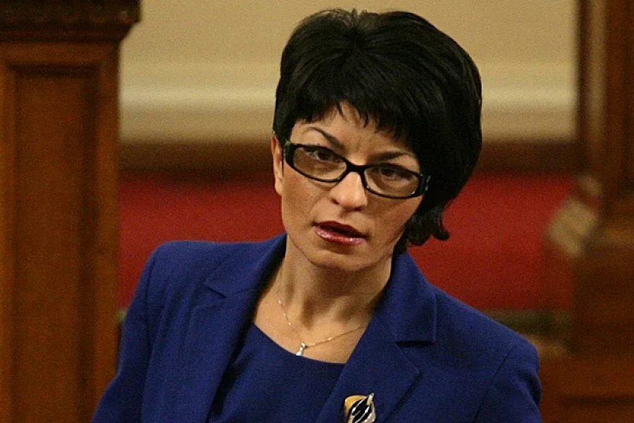 БСП заложи за вота на комични мотиви