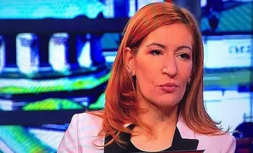 Ангелкова: 2017-а ще е рекордна за туризма