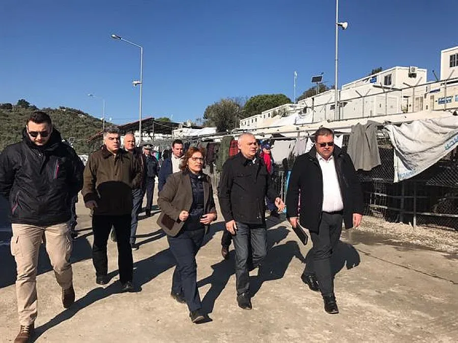 Вътрешният министър благодари на Гърция, че парира мигрантския наплив