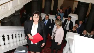 Дебатите по вота на недоверие - във вторник