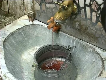 Вино тече от чешмите в Делчево за Трифон Зарезан