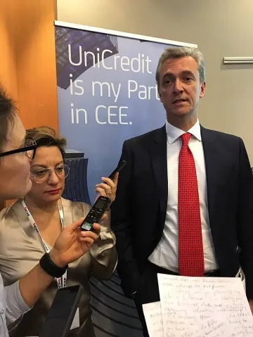 Малките фирми вдигат ръста на кредитите