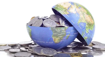 Световната икономика се развива напук на политическите кризи