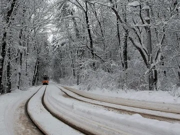 Зимата продължава