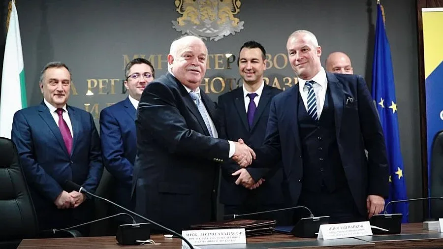 Разписаха ТОЛ-системата, с приходите ще прокопаят тунел под Балкана