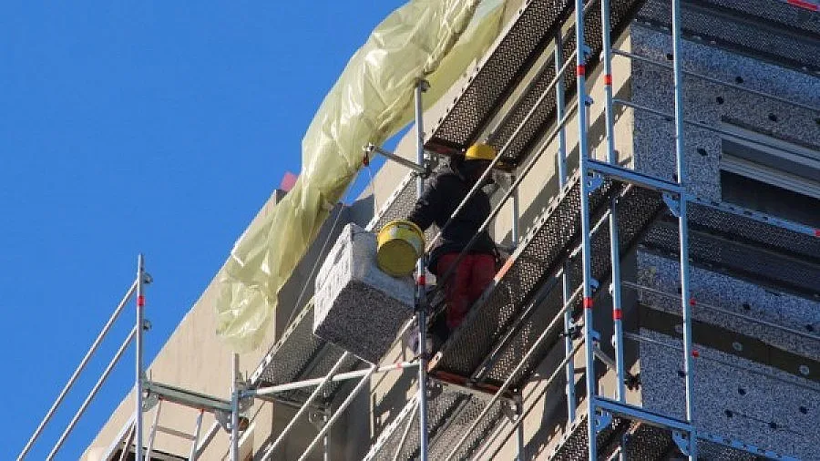 Натискат общините за повече контрол върху санирането