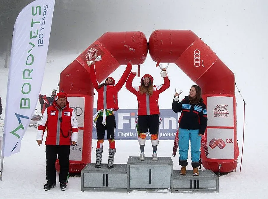 Златков и Вукадинова първи на слалома в Боровец