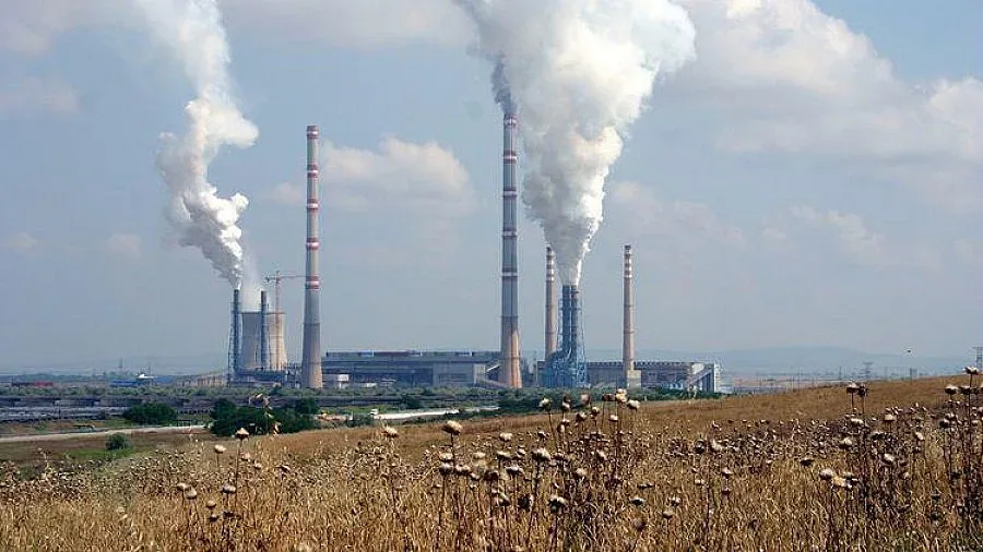 Жалваме се с Полша в съда на ЕС заради еконормите за ТЕЦ
