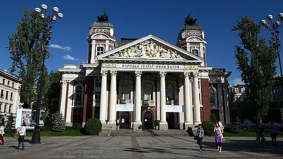 Куп протести блокират откриването на председателството