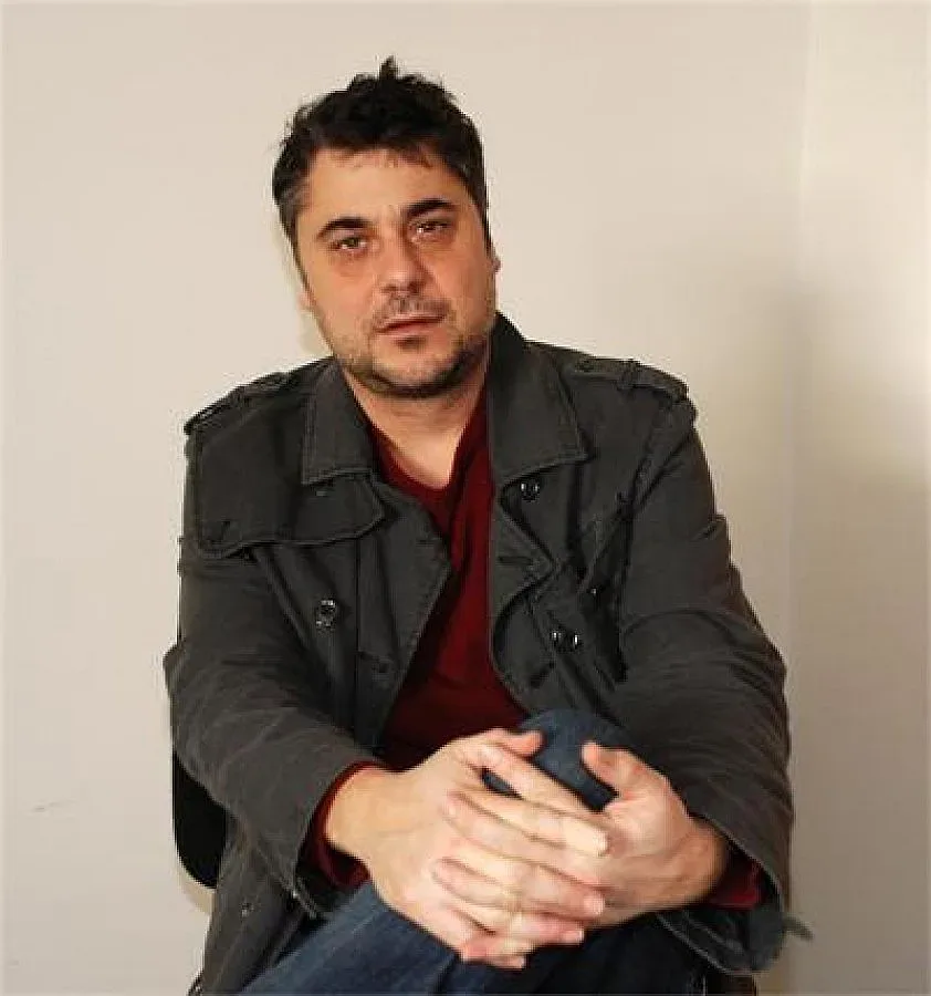 Алек Попов: Смехът къса оковите на ума