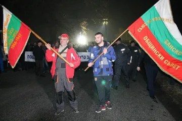 Банско и кметове затвориха пътя за Гърция заради втория лифт