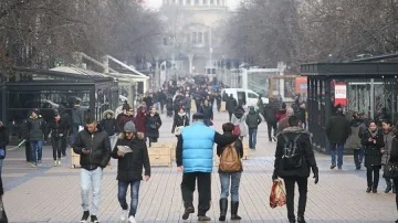 Най-много са безработните със средно образование