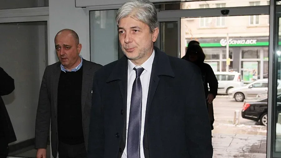 Предлагат забрана за достъп на коли до втория лифт в Банско