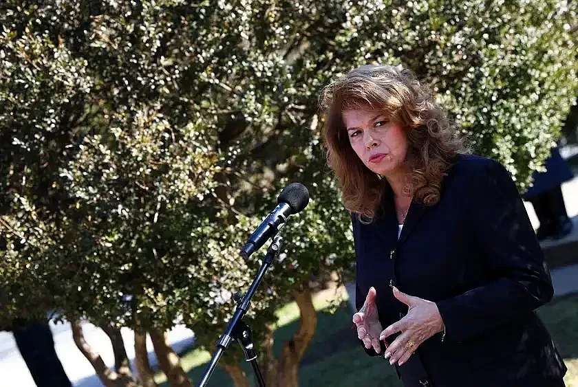 Йотова: Отбранителната политика на Европа никога не е имала конфликтна точка с НАТО